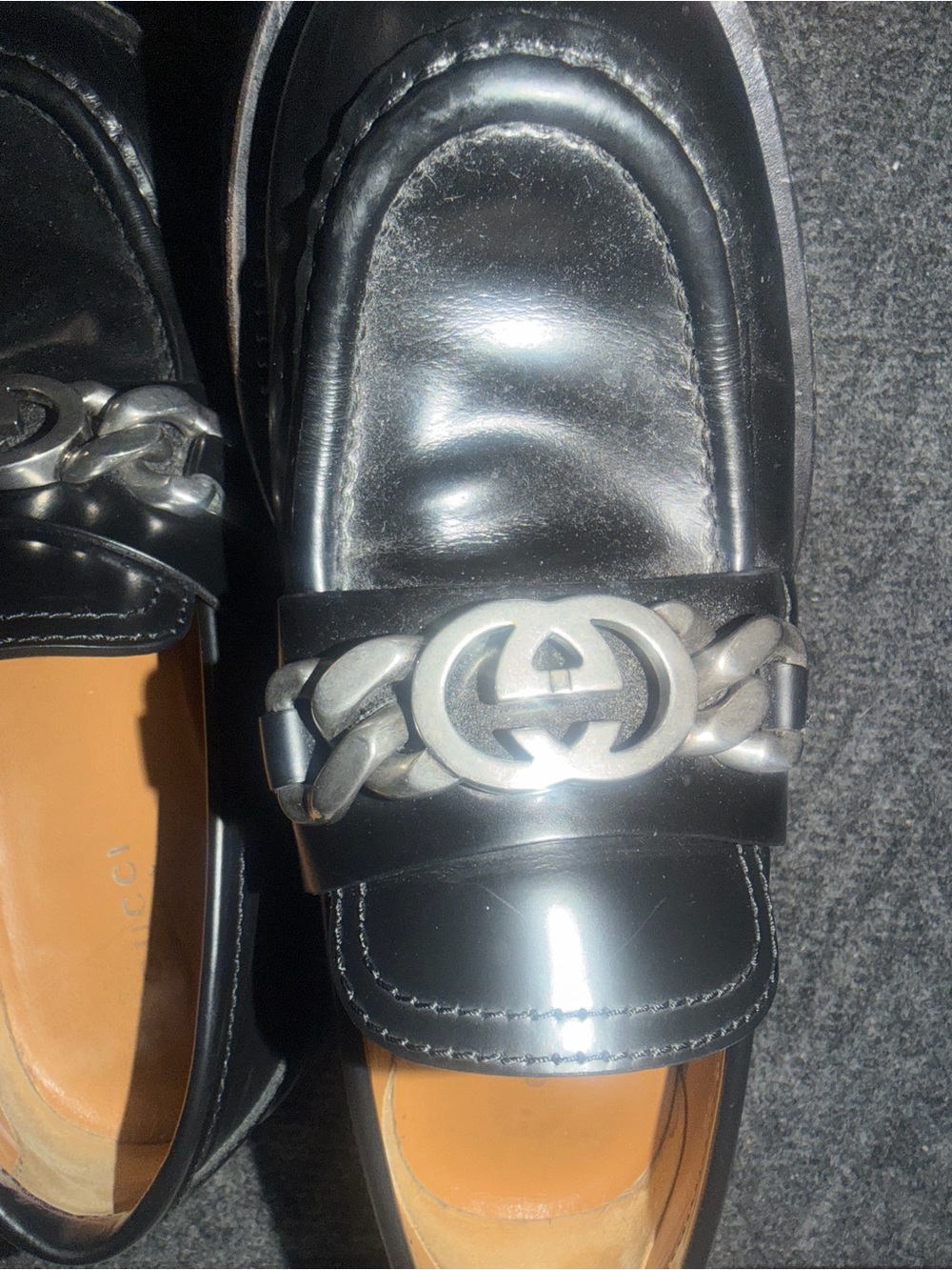 Gucci Black Leather Chain-Link Logo Loafers